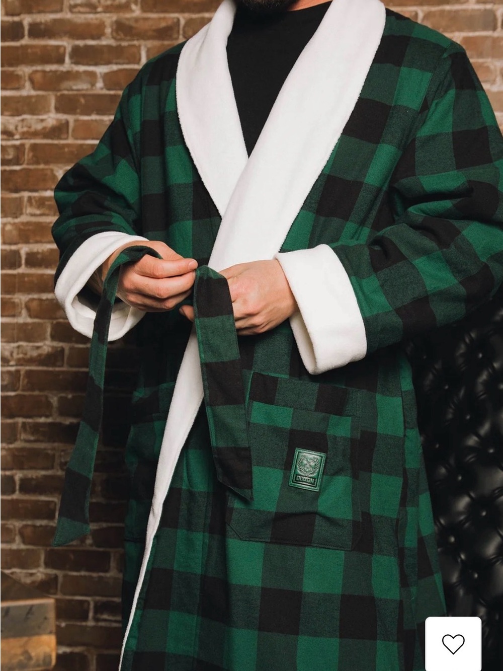 DIXXON Green & Black Plaid Robe with matching flannel bottoms. GUC
